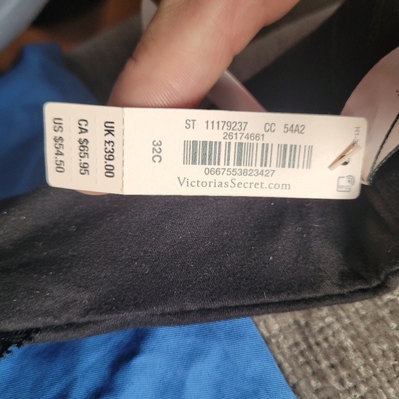 NWT Victoria's Secret Black Lined Demi with Lace Back - Picture 3 of 5